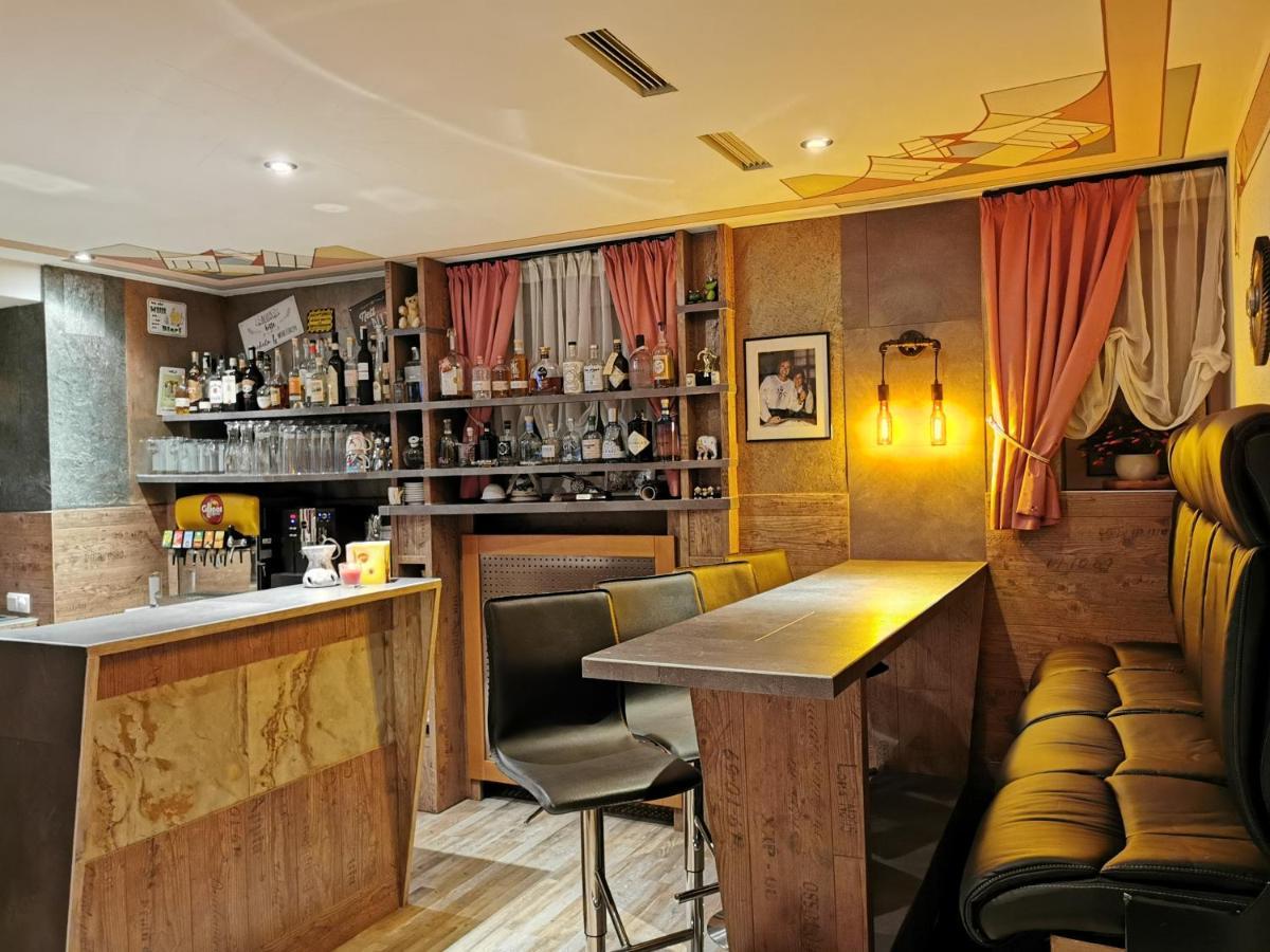 Hotel Akelei Брунико Екстериор снимка