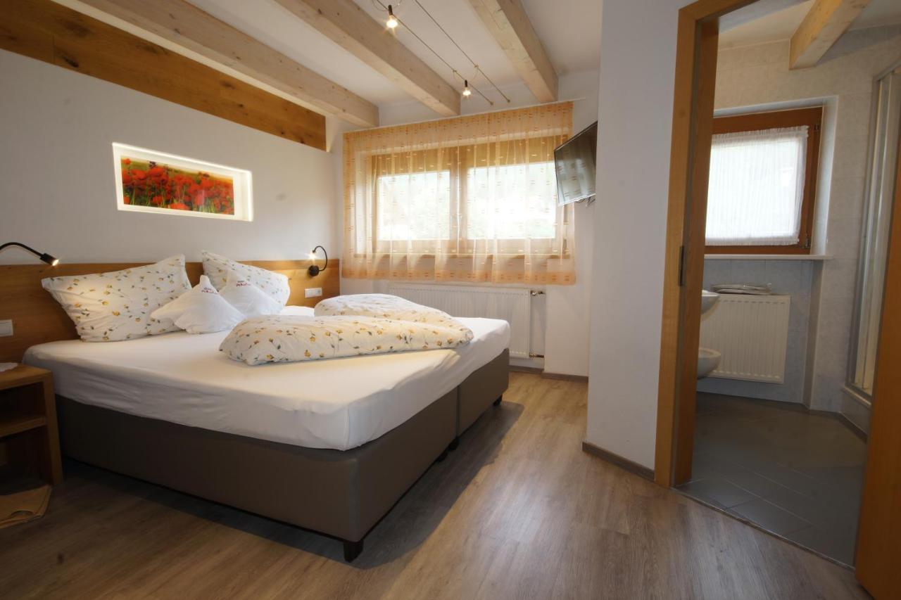 Hotel Akelei Брунико Екстериор снимка