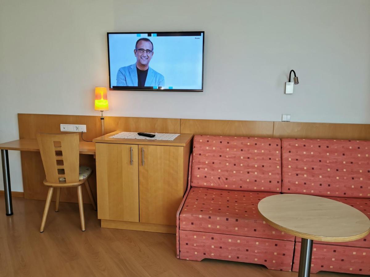 Hotel Akelei Брунико Екстериор снимка