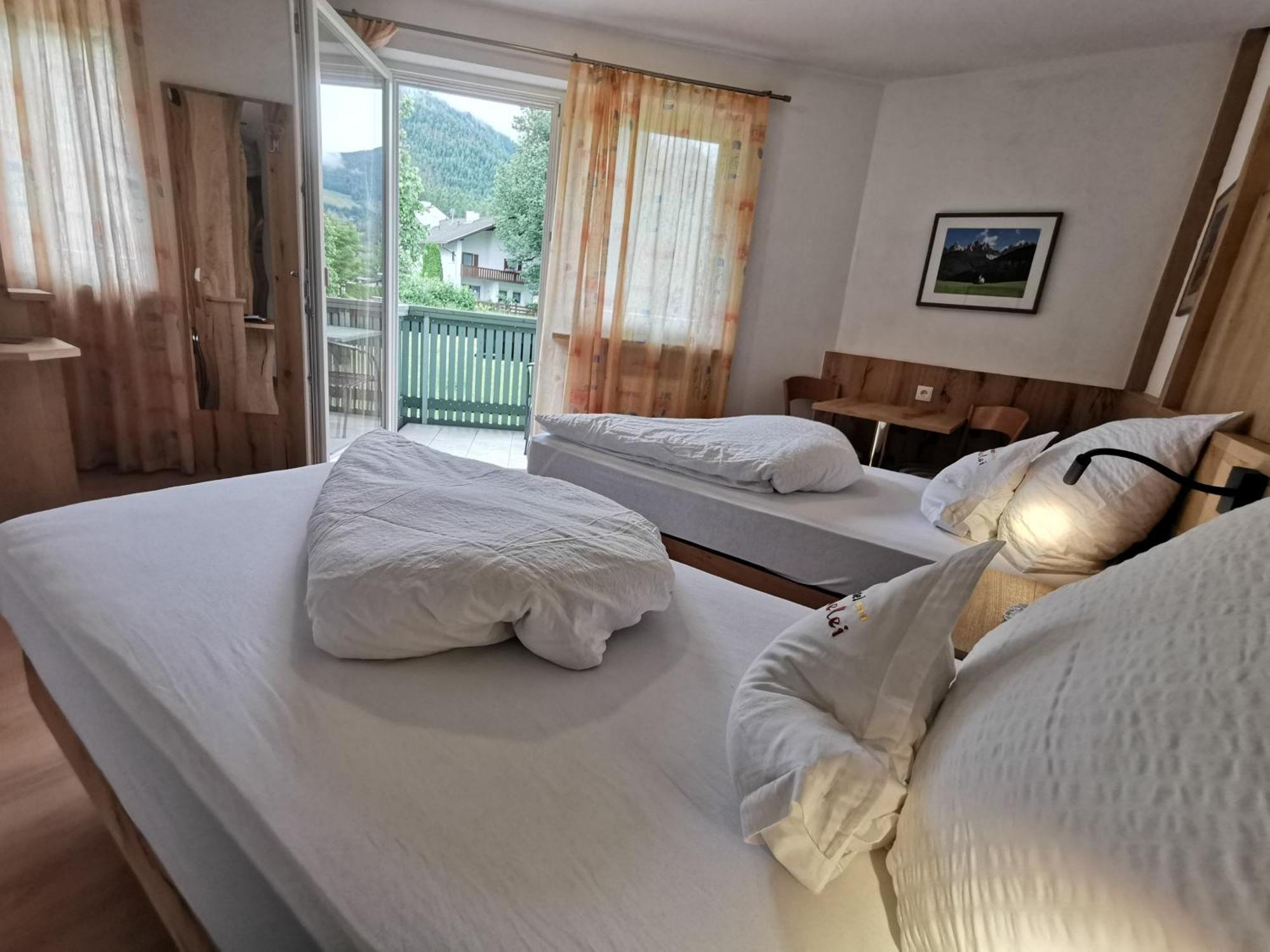 Hotel Akelei Брунико Екстериор снимка