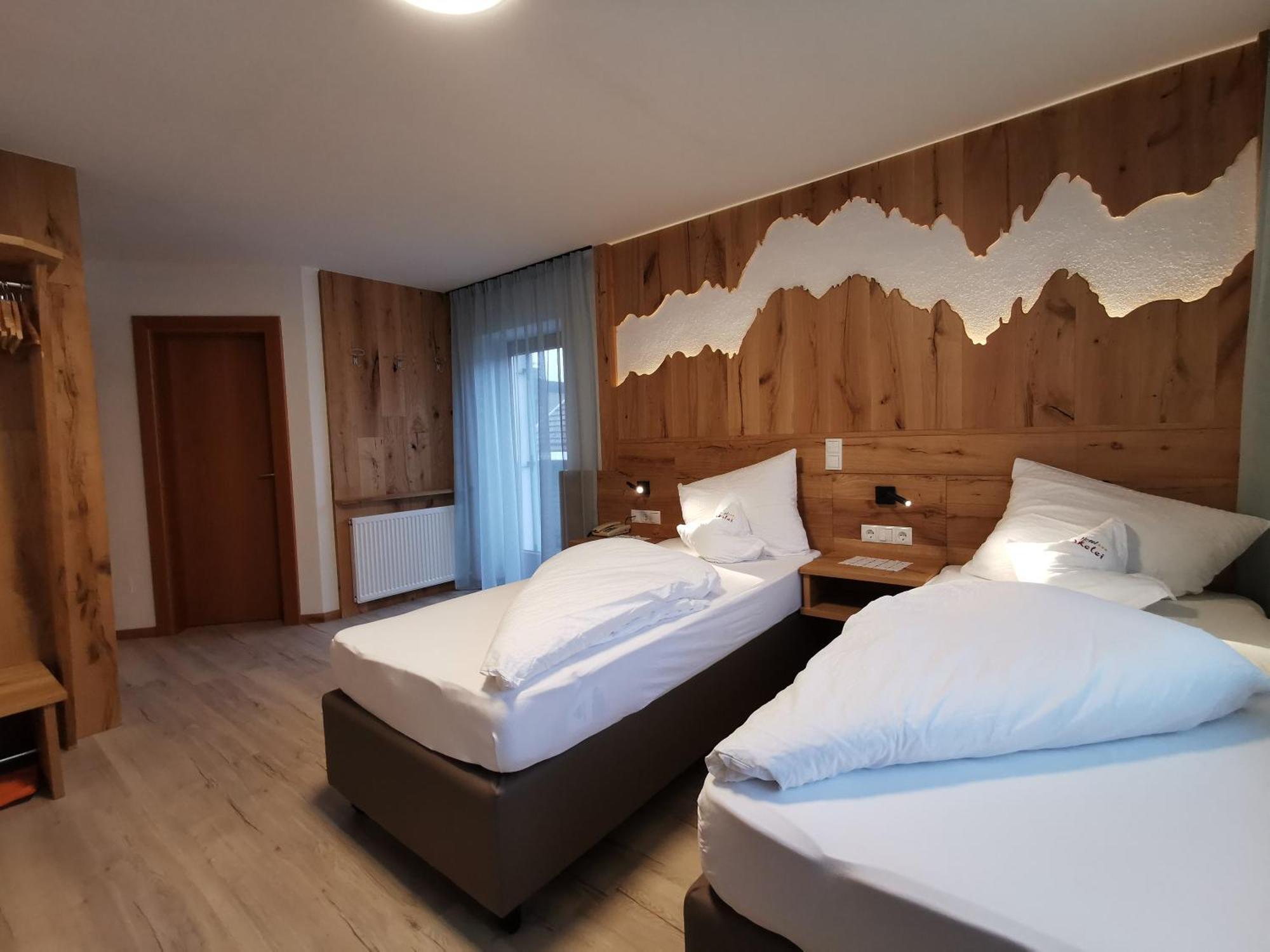 Hotel Akelei Брунико Екстериор снимка