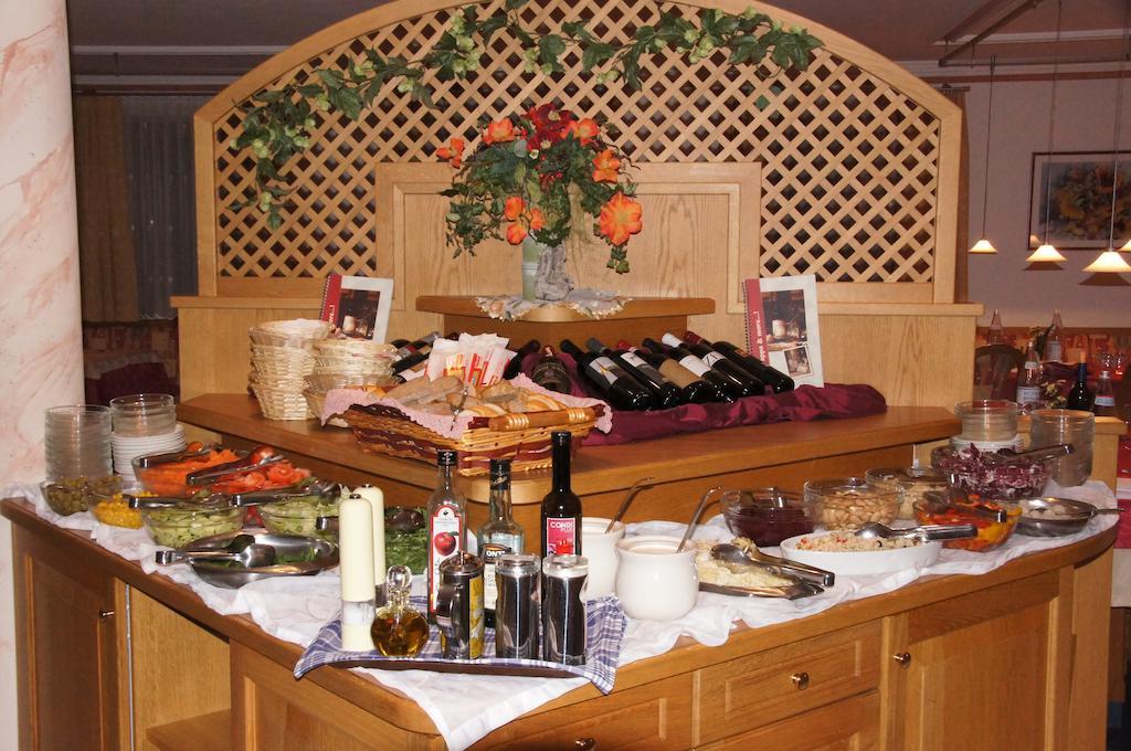 Hotel Akelei Брунико Екстериор снимка