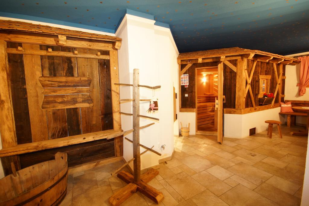 Hotel Akelei Брунико Екстериор снимка